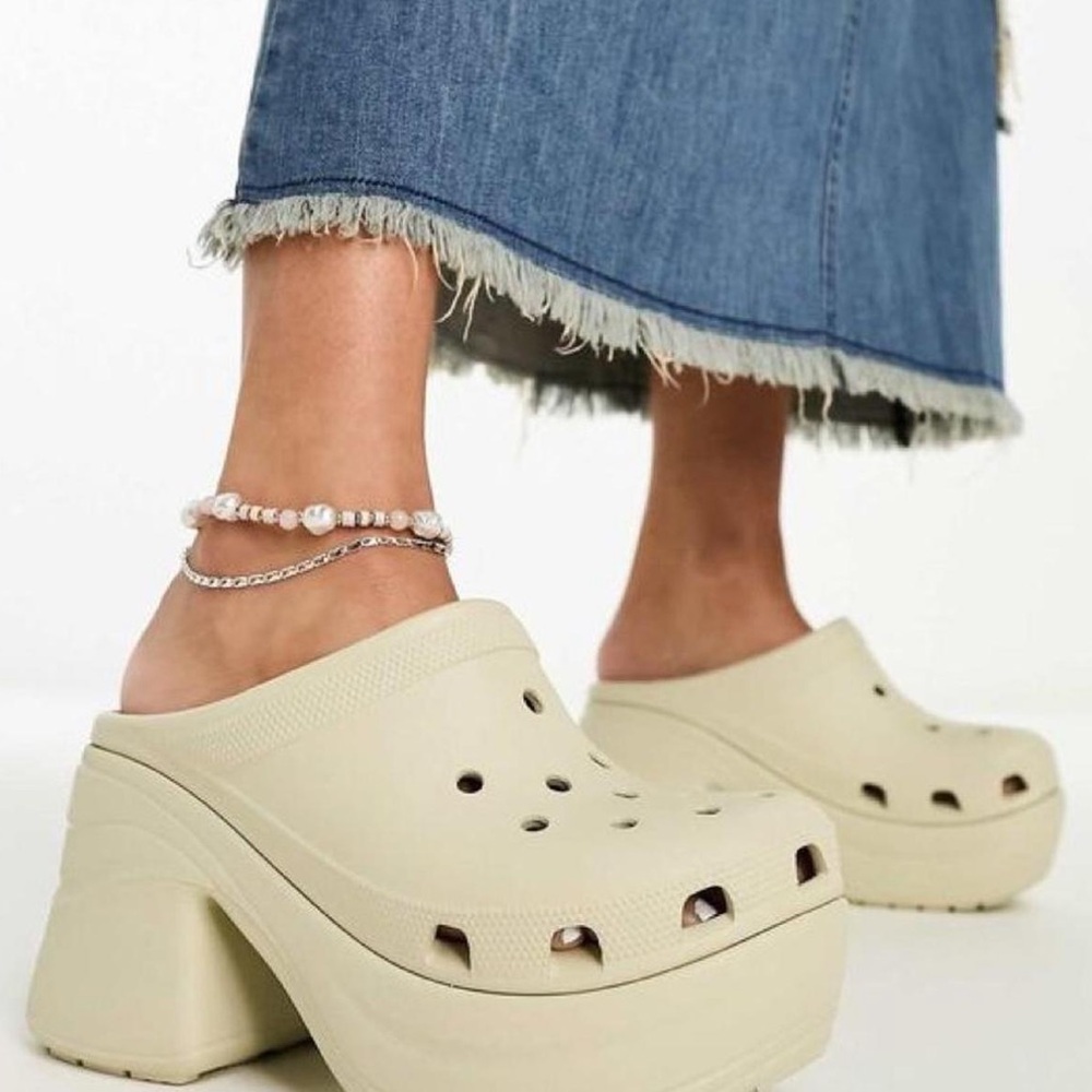 Crocs Cream Platform Clogs